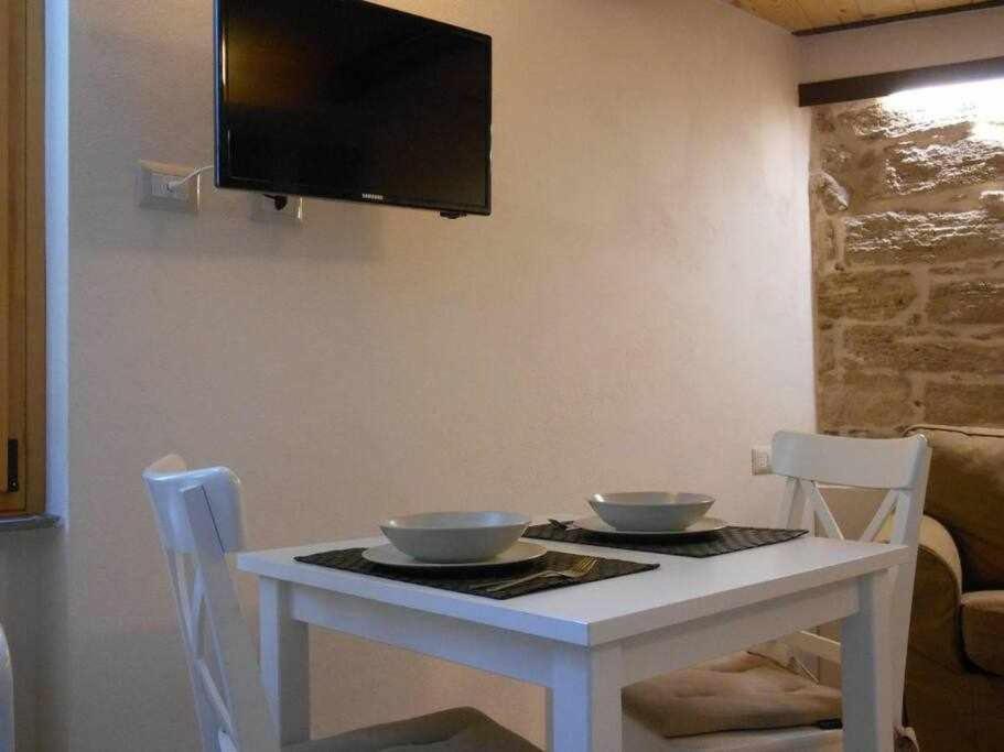 Suite Minerva 10 Steps From Piazza Civica Alghero Esterno foto