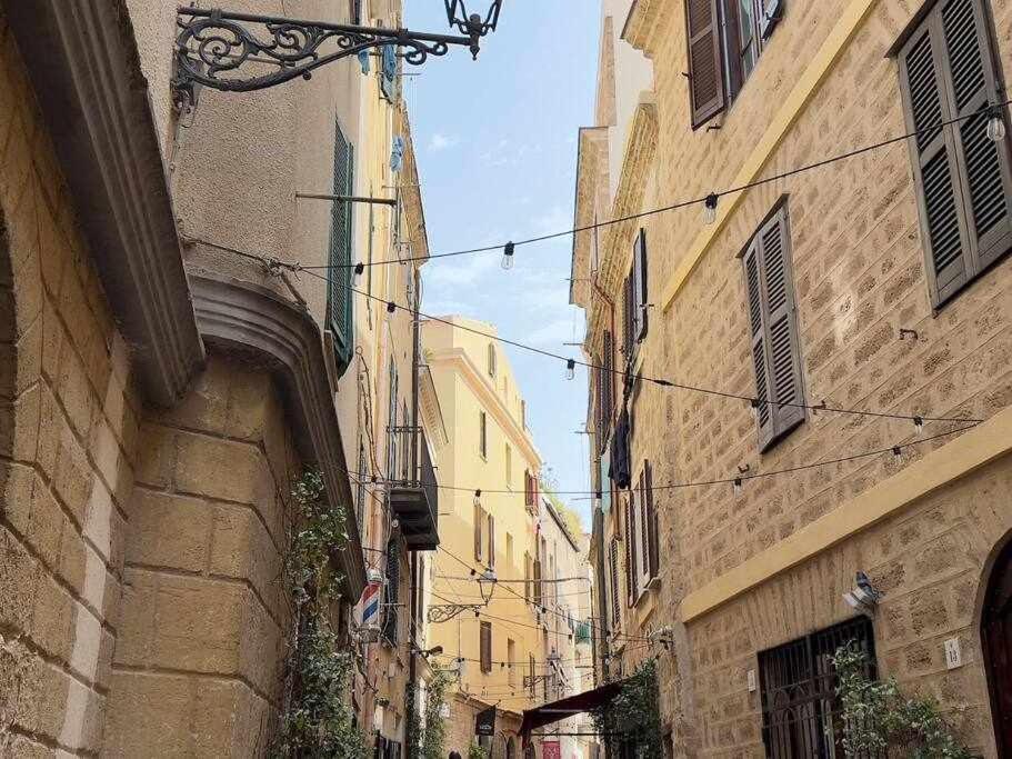 Suite Minerva 10 Steps From Piazza Civica Alghero Esterno foto